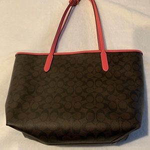 Brand new coach bag worn once